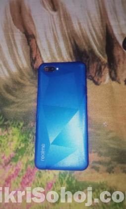 রিয়েলমি c2